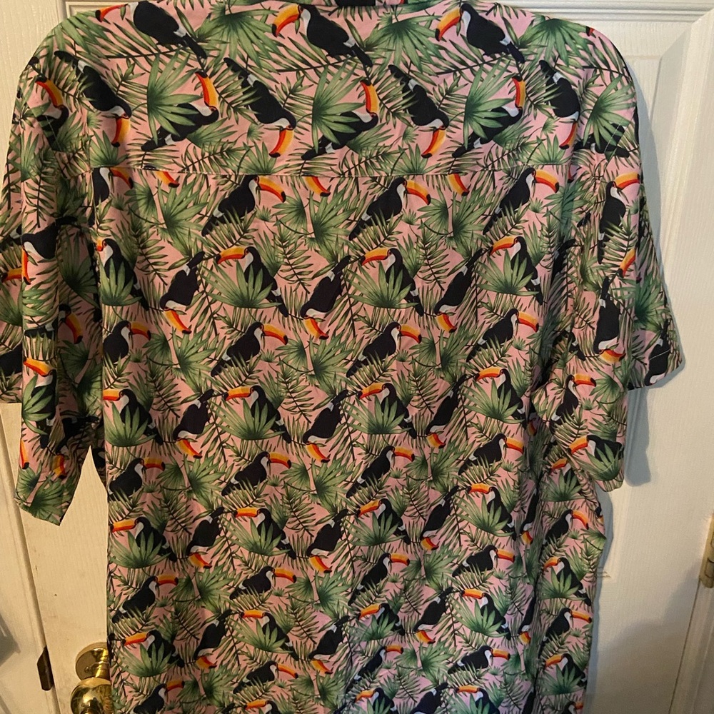 DIXXON Toucan Print Men's Shirt - Black and Green - Picture 3 of 3